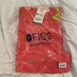 FIGS Hot Coral Kade Cargo Pants, Size XS Petite